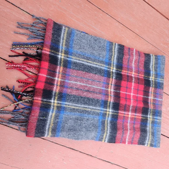 VIA CONDOTTI Roma Scarf Red Gray Plaid 100% Wool Tartan Made In Italy - Picture 8 of 8